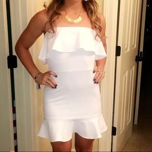 Women’s Donna Mazini White Strapless Ruffle Dress